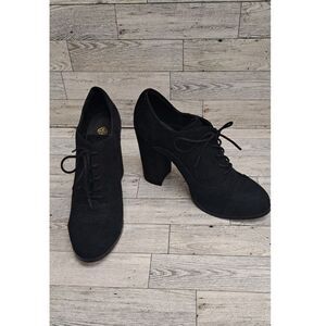 Size 7.5 Isola Holli Black Suede Oxford Heels- timeless, vintage vibe, classic